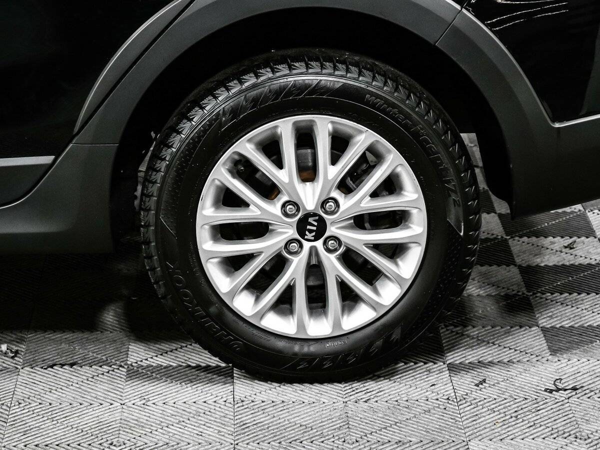 Kia Rio с пробегом — 2020 год. Фото: #13