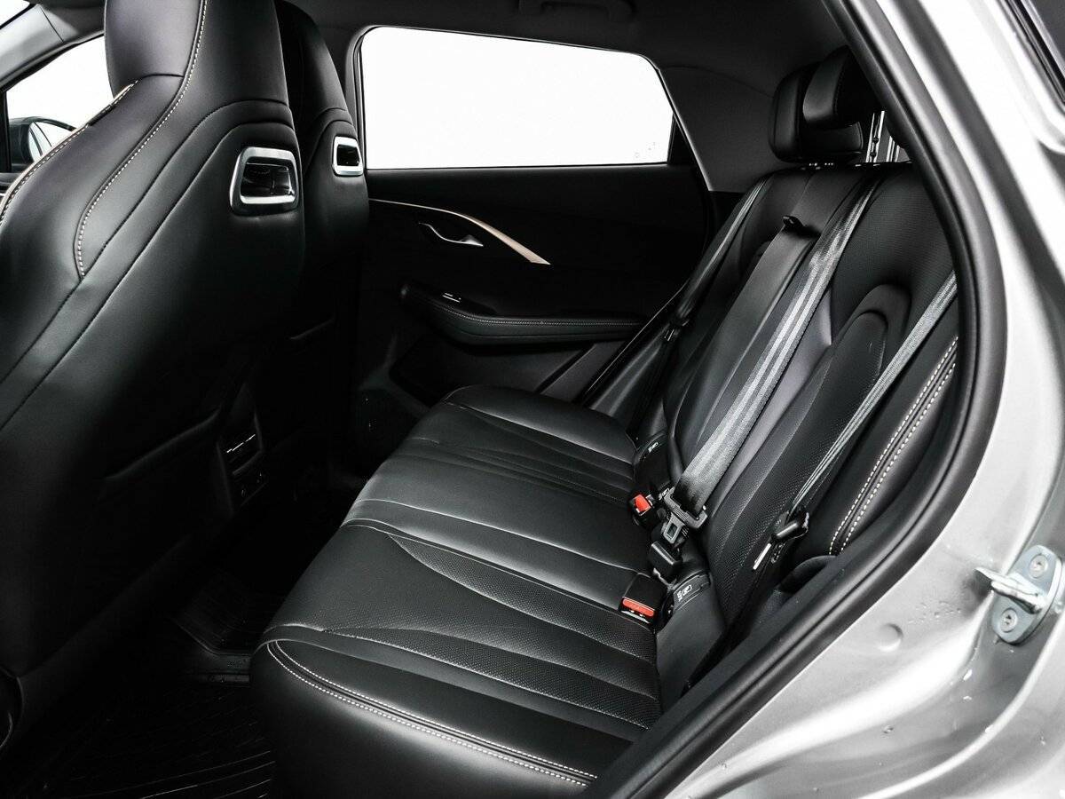 OMODA C5 с пробегом — 2023 год. Фото: #12