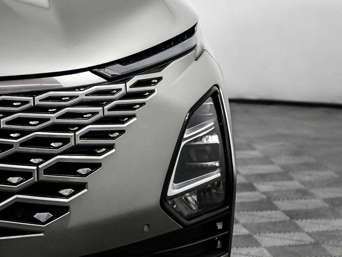 OMODA C5 с пробегом — 2023 год. Фото: #13