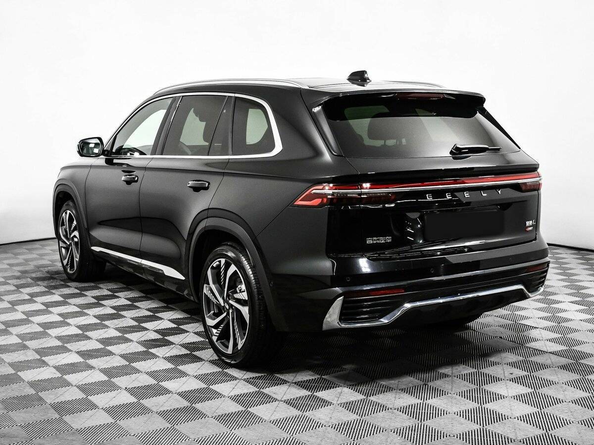 Geely Monjaro с пробегом — 2023 год. Фото: #6