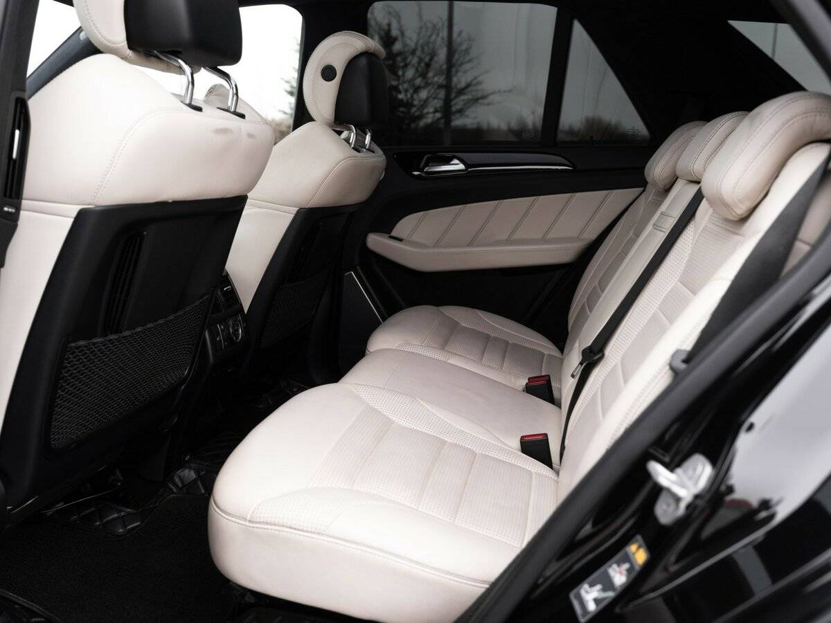 Mercedes-Benz GLE AMG с пробегом — 2016 год. Фото: #17