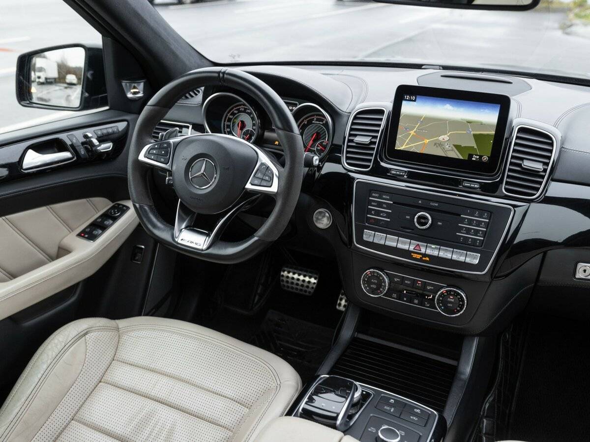 Mercedes-Benz GLE AMG с пробегом — 2016 год. Фото: #22