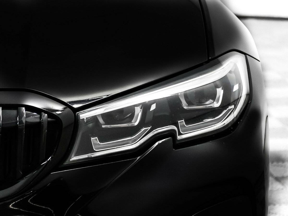 BMW 3 серии с пробегом — 2019 год. Фото: #14