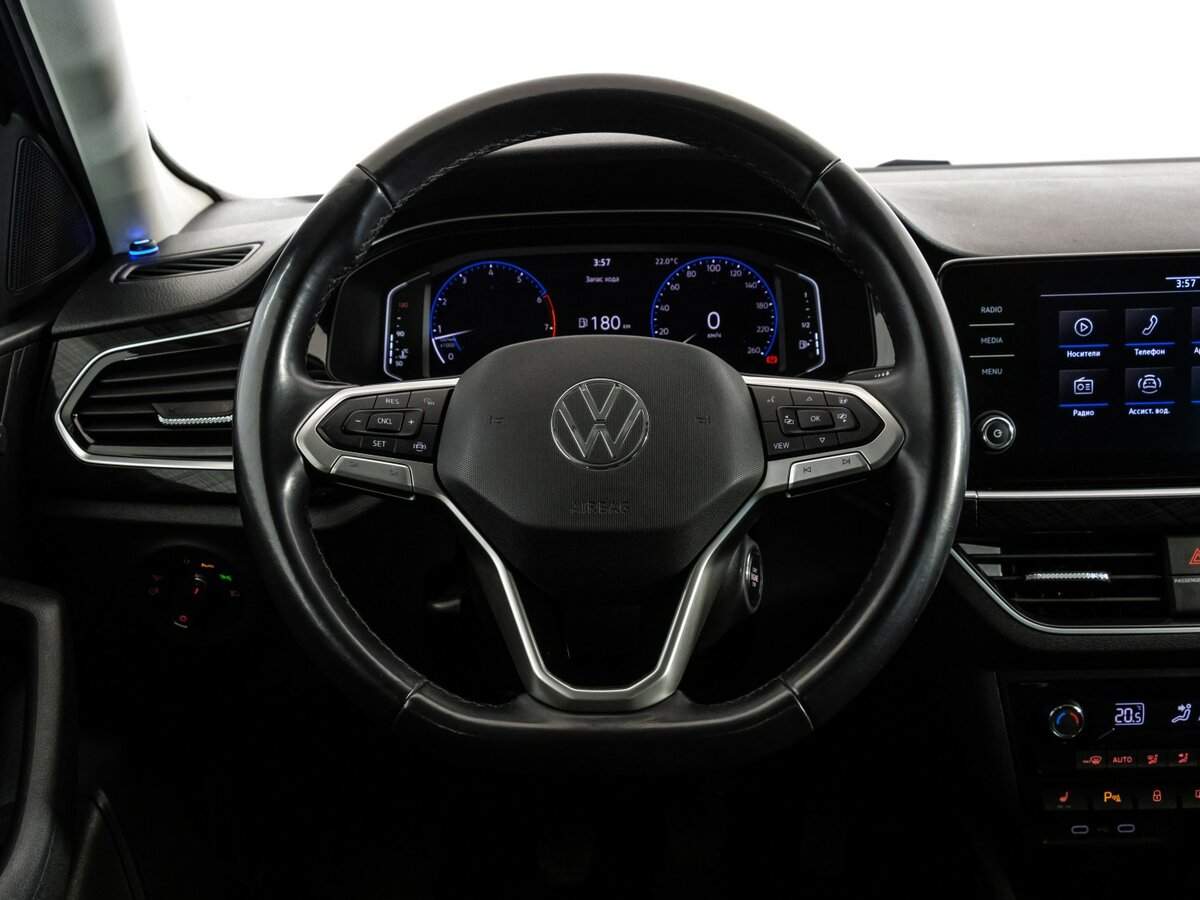 Volkswagen Polo с пробегом — 2021 год. Фото: #9