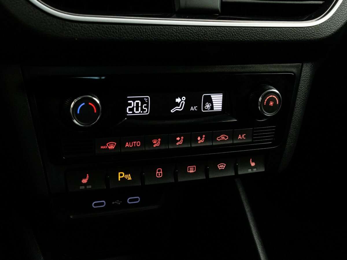 Volkswagen Polo с пробегом — 2021 год. Фото: #14