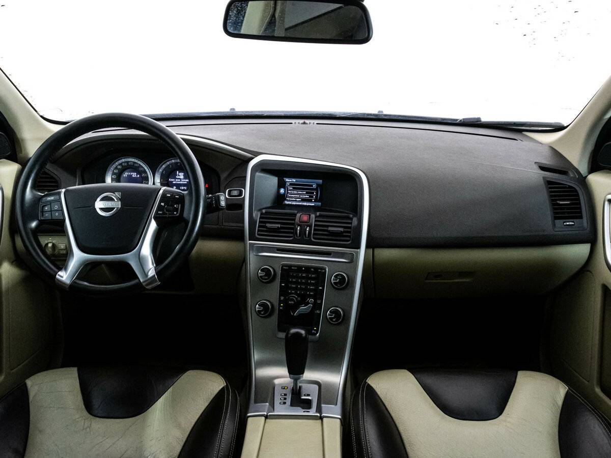 Volvo XC60 с пробегом — 2011 год. Фото: #7