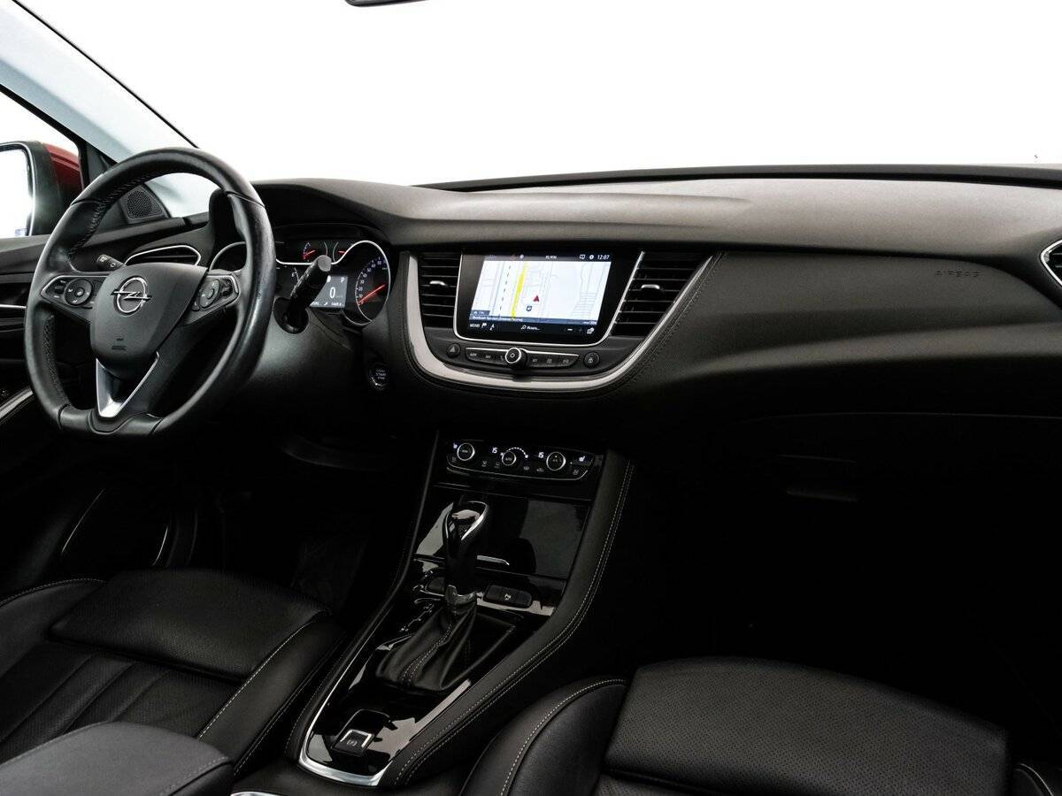 Opel Grandland с пробегом — 2020 год. Фото: #8