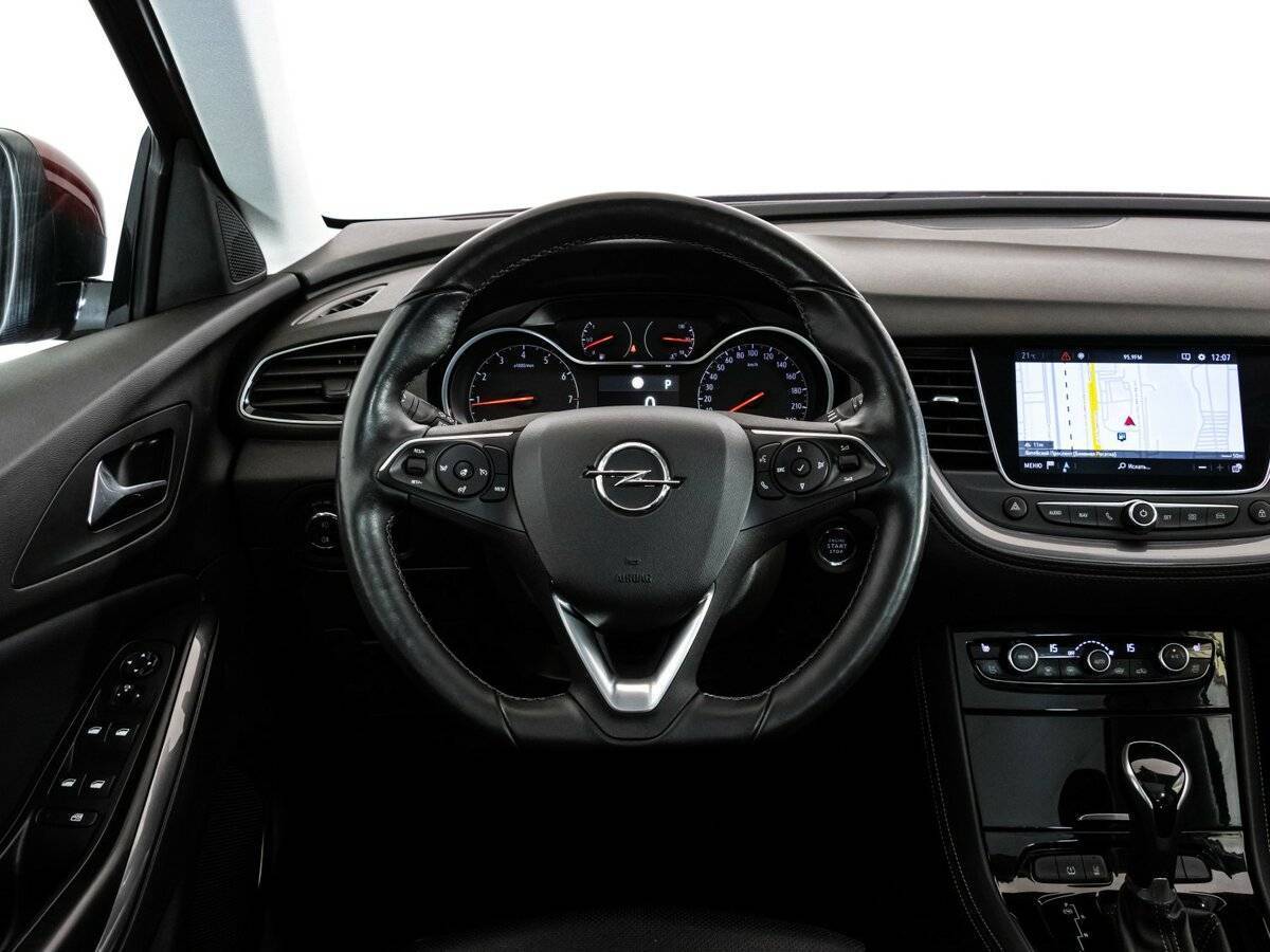 Opel Grandland с пробегом — 2020 год. Фото: #11