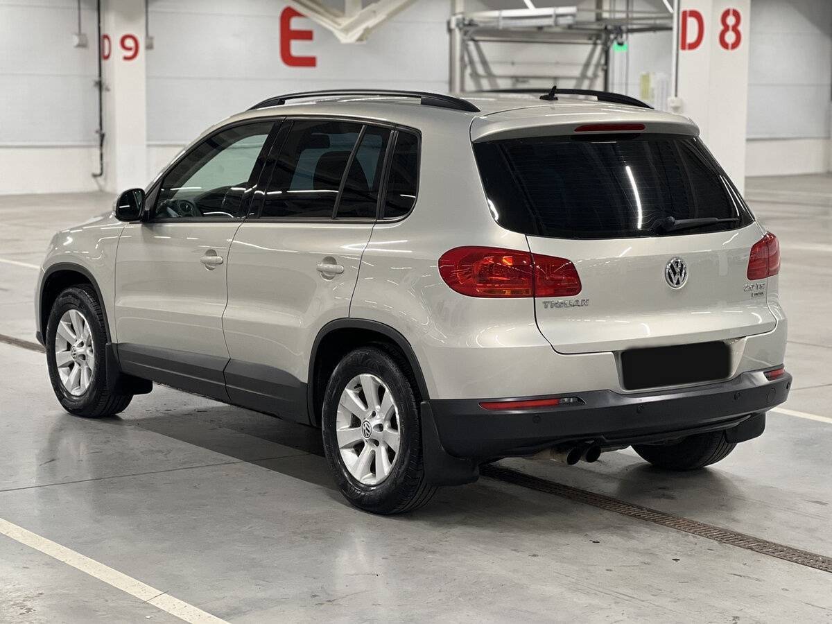 Volkswagen Tiguan с пробегом — 2012 год. Фото: #6