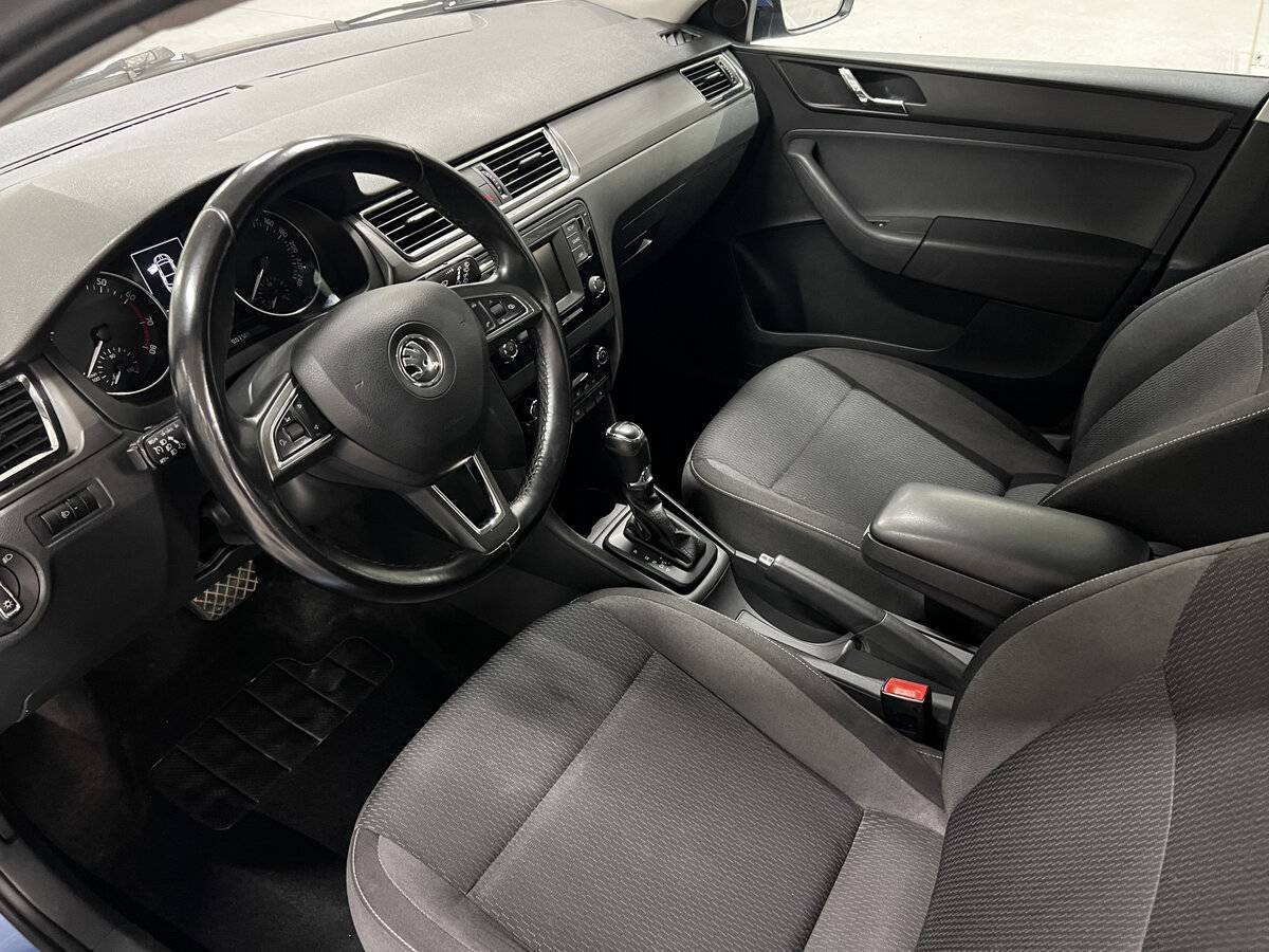 Skoda Rapid с пробегом — 2016 год. Фото: #15