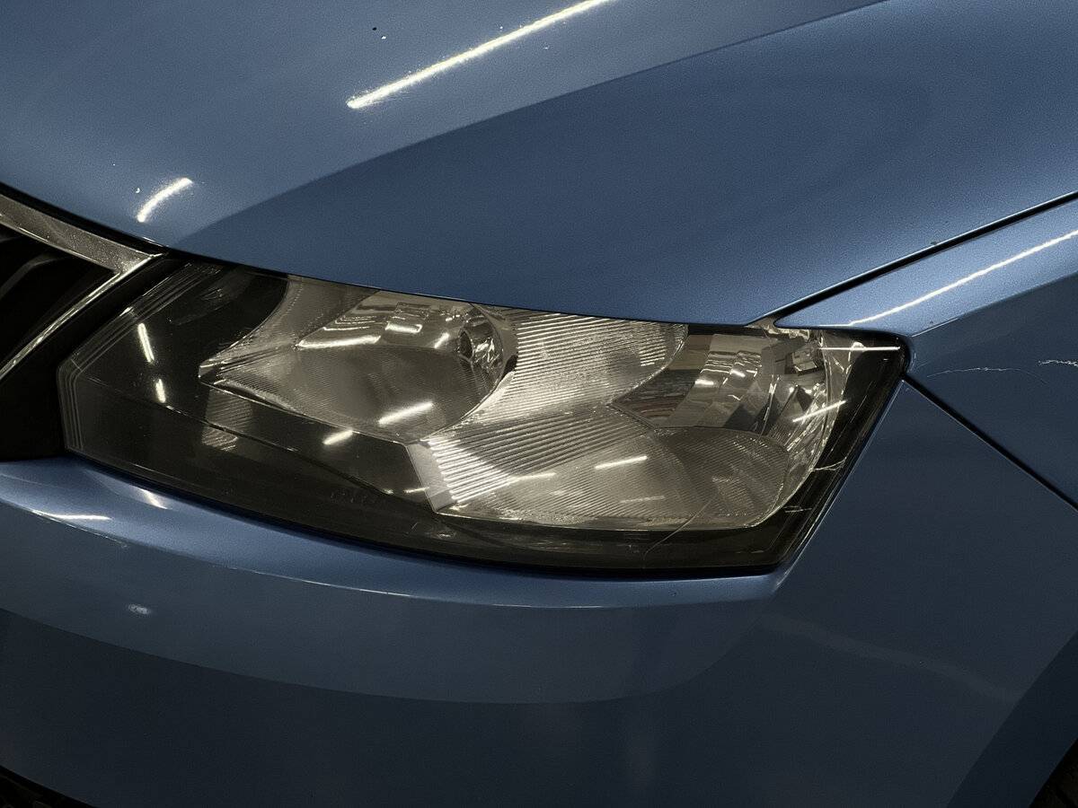 Skoda Rapid с пробегом — 2016 год. Фото: #16