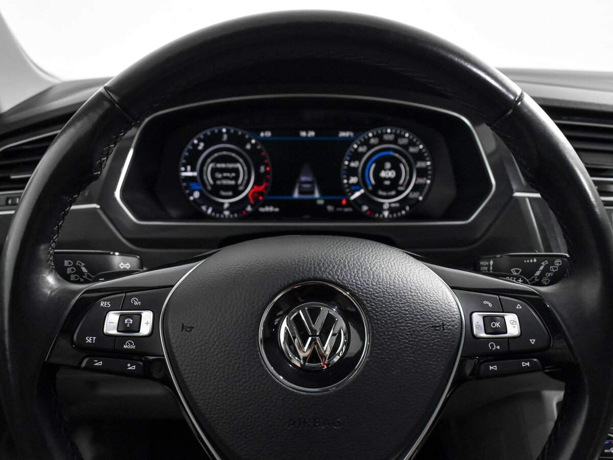Volkswagen Tiguan с пробегом — 2017 год. Фото: #20