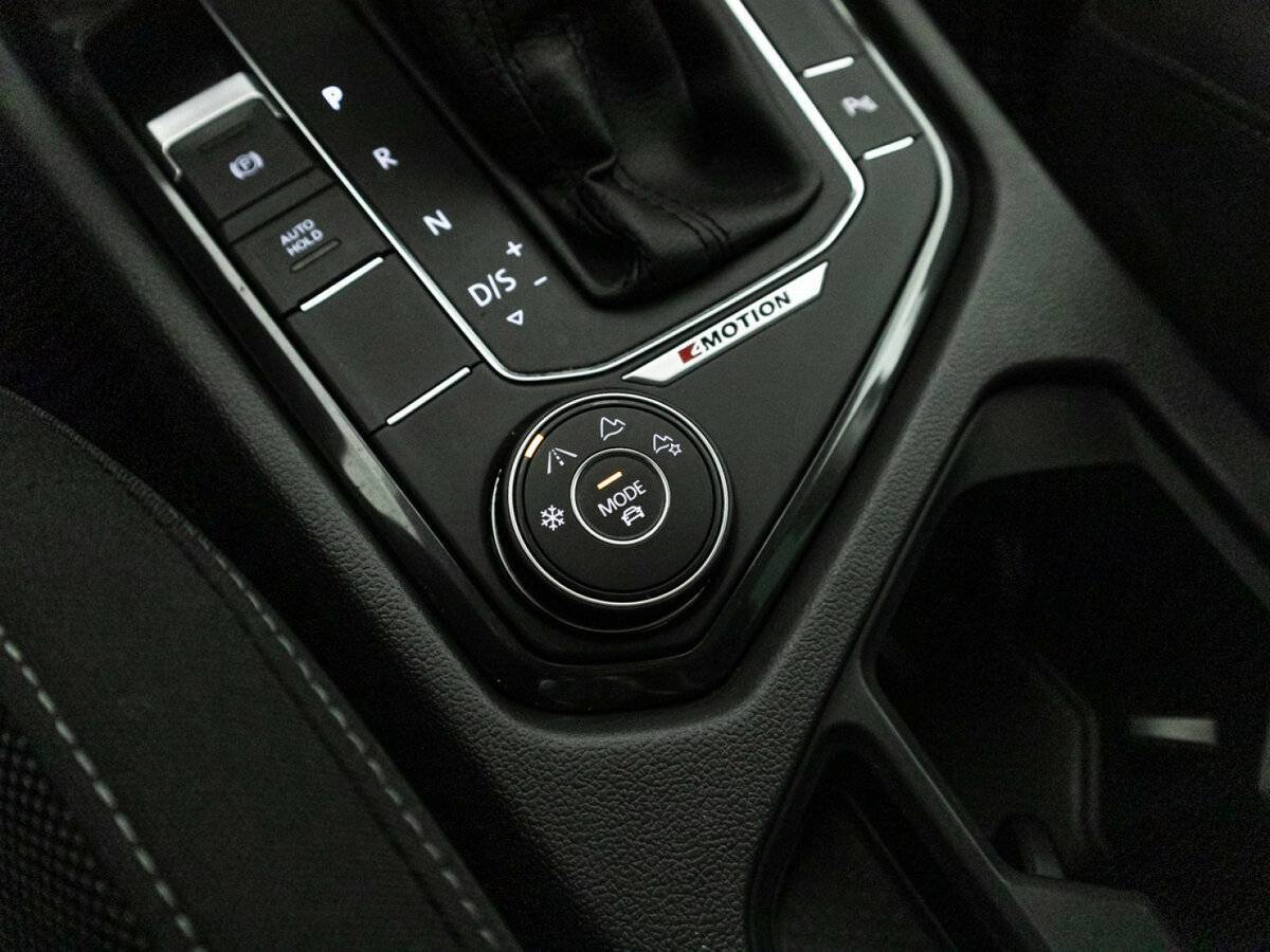 Volkswagen Tiguan с пробегом — 2018 год. Фото: #20
