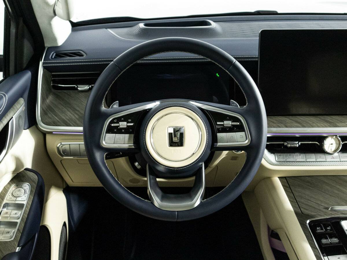 Tank 500 с пробегом — 2023 год. Фото: #27