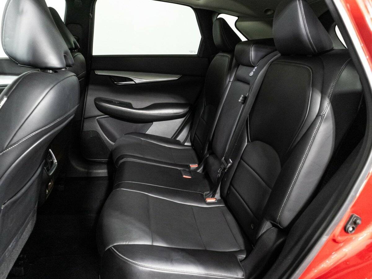 Infiniti QX50 с пробегом — 2021 год. Фото: #9