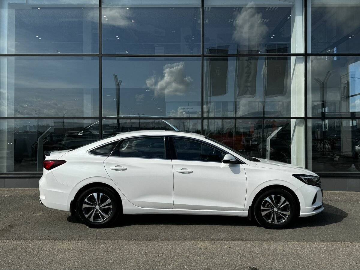 Changan Eado Plus с пробегом — 2023 год. Фото: #3