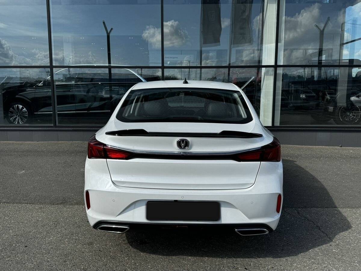 Changan Eado Plus с пробегом — 2023 год. Фото: #4