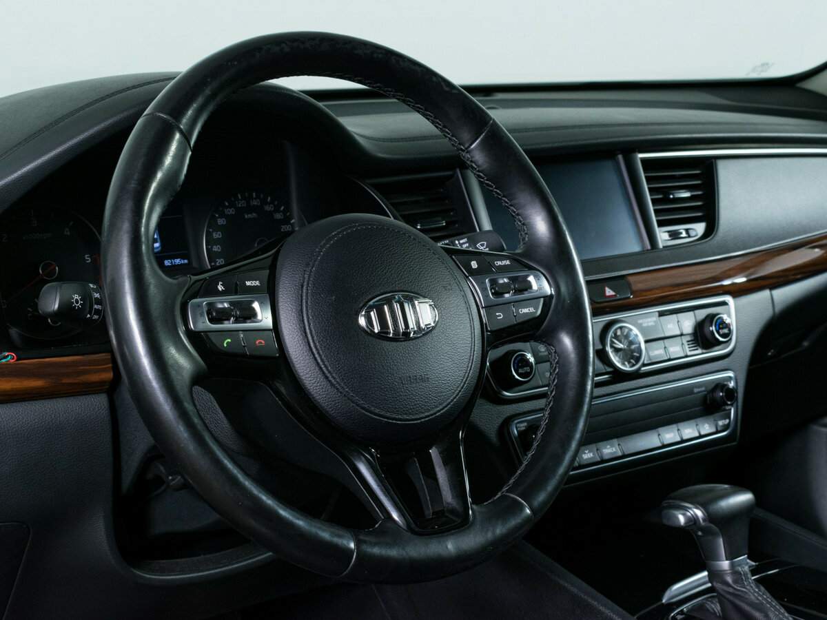 Kia K7 с пробегом — 2017 год. Фото: #10