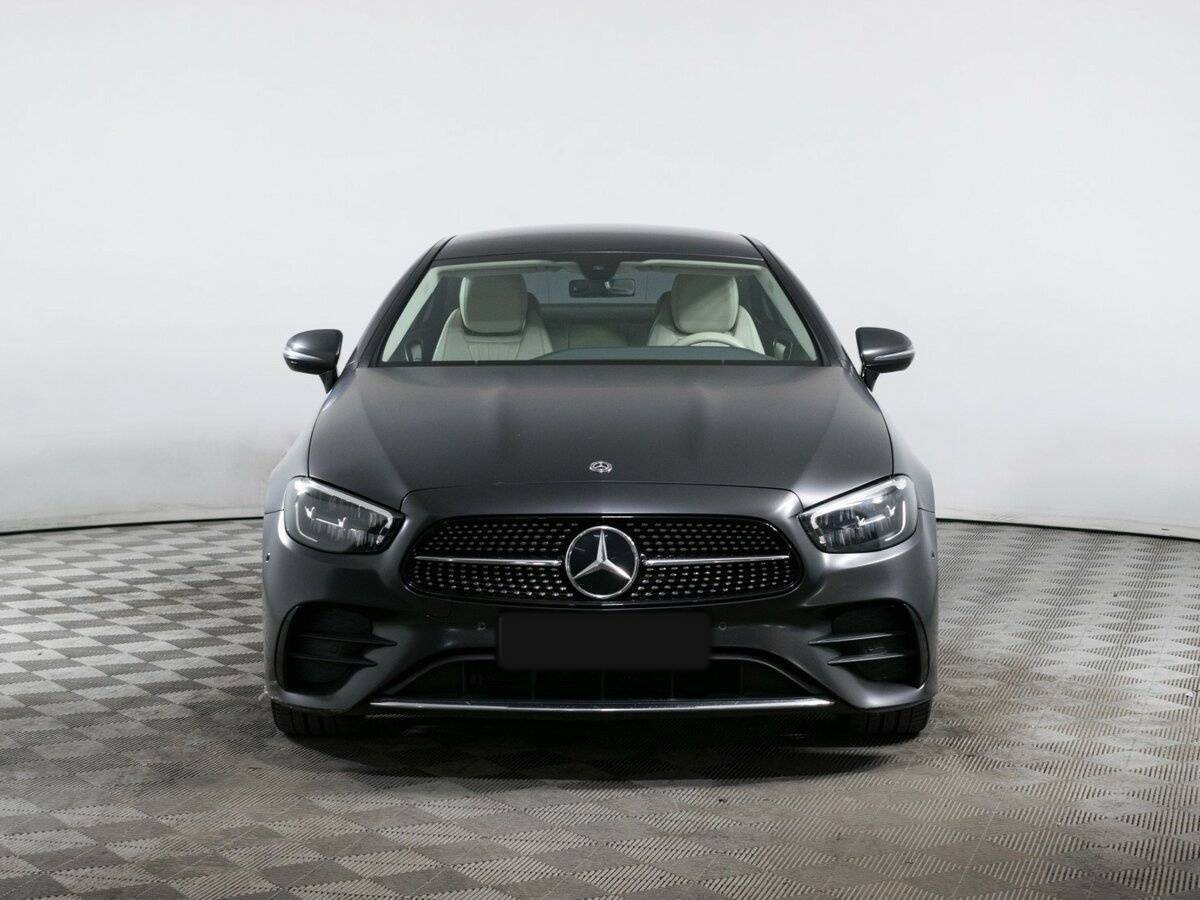 Mercedes-Benz E-Класс с пробегом — 2021 год. Фото: #1