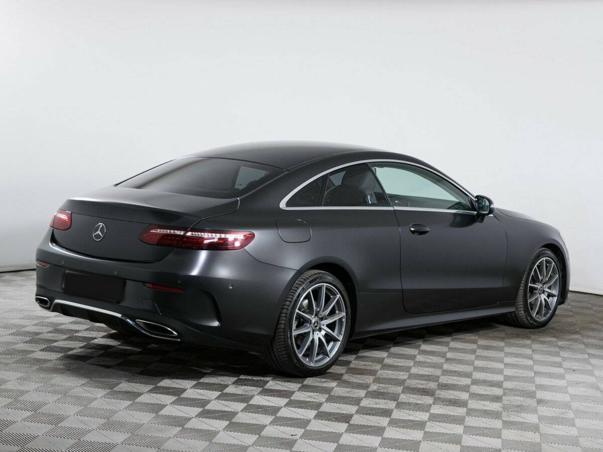 Mercedes-Benz E-Класс с пробегом — 2021 год. Фото: #3