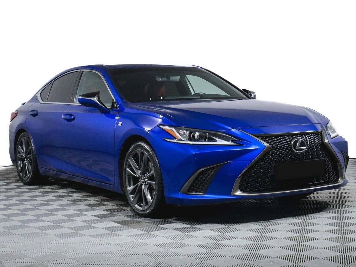 Lexus ES с пробегом — 2019 год. Фото: #2