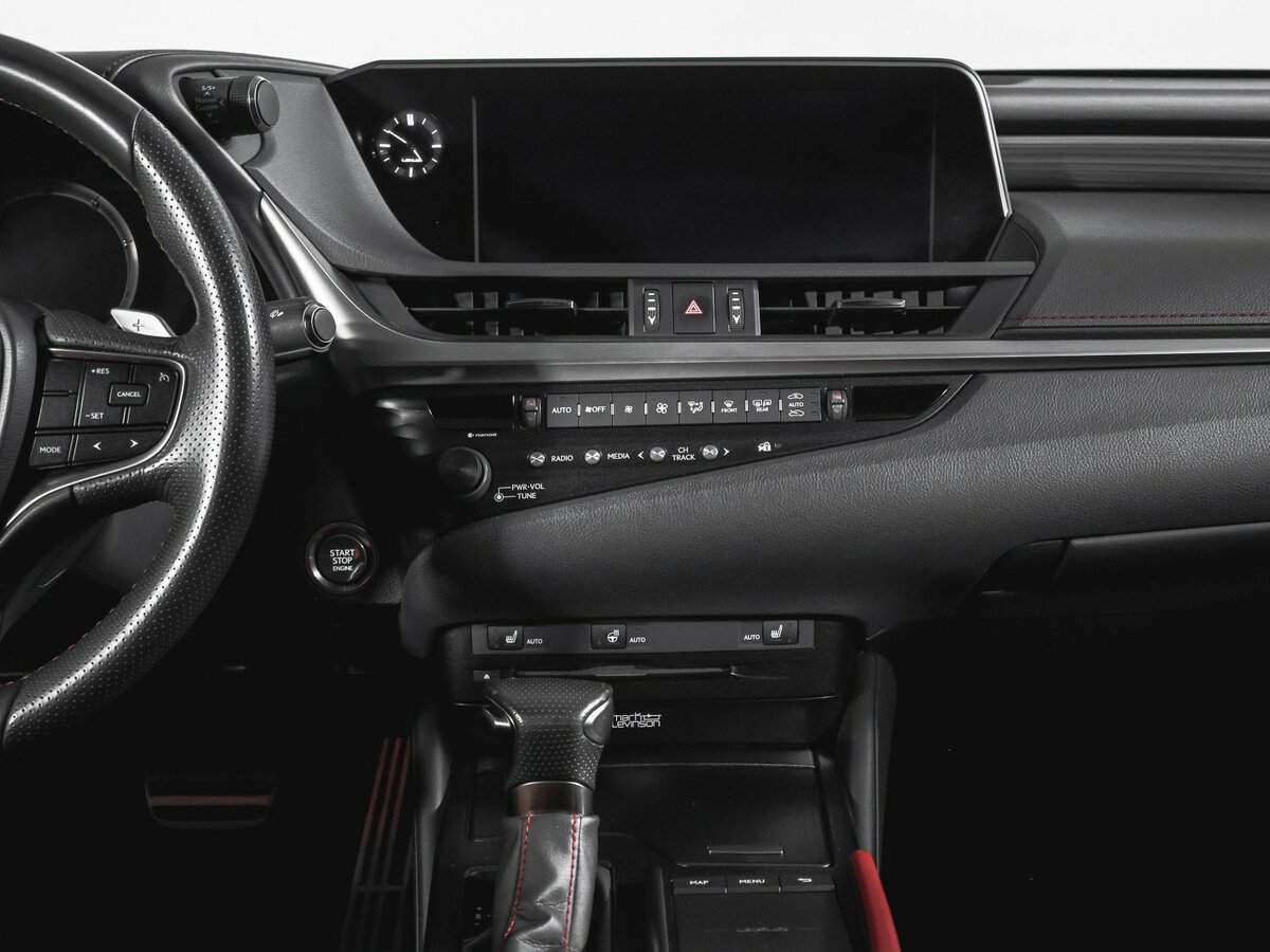 Lexus ES с пробегом — 2019 год. Фото: #9