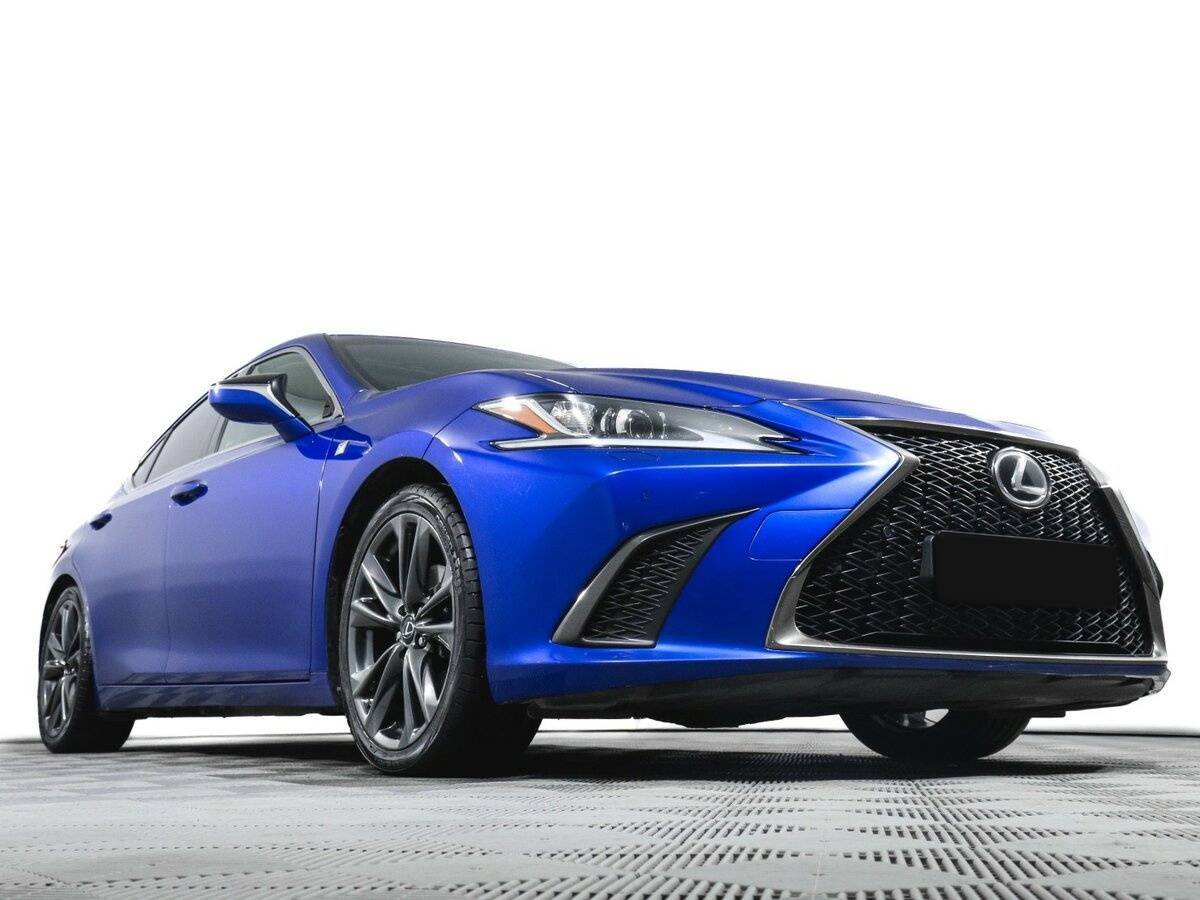 Lexus ES с пробегом — 2019 год. Фото: #15
