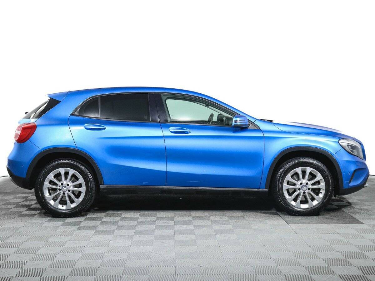 Mercedes-Benz GLA с пробегом — 2015 год. Фото: #3