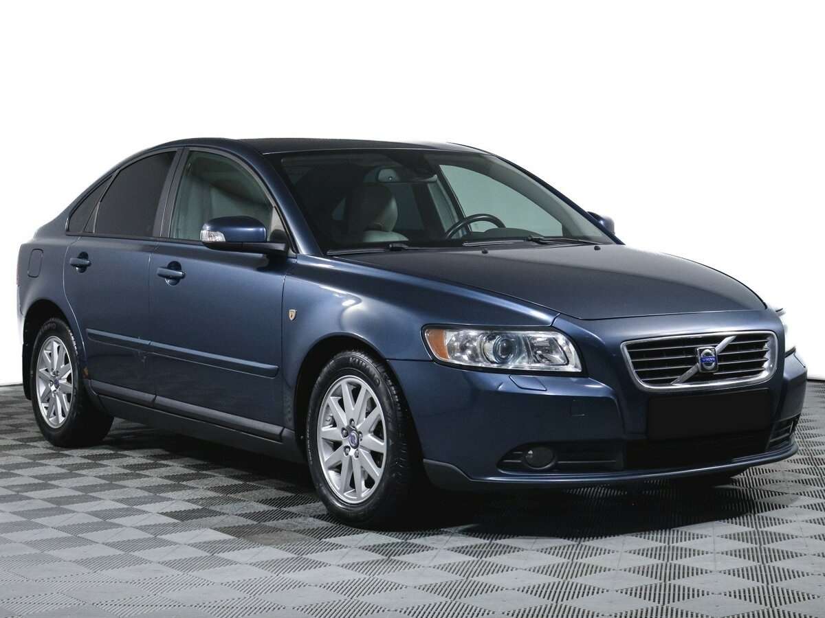 Volvo S40 с пробегом — 2007 год. Фото: #2