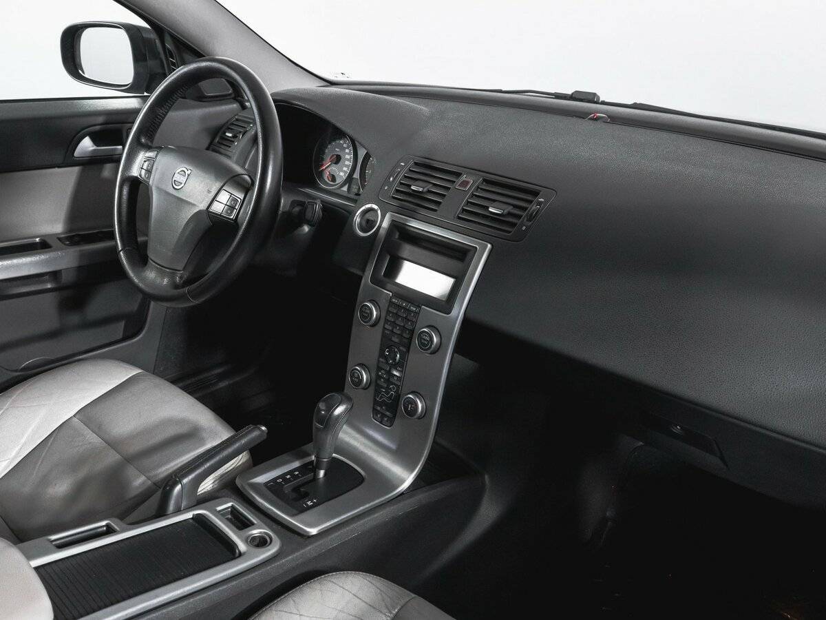 Volvo S40 с пробегом — 2007 год. Фото: #8