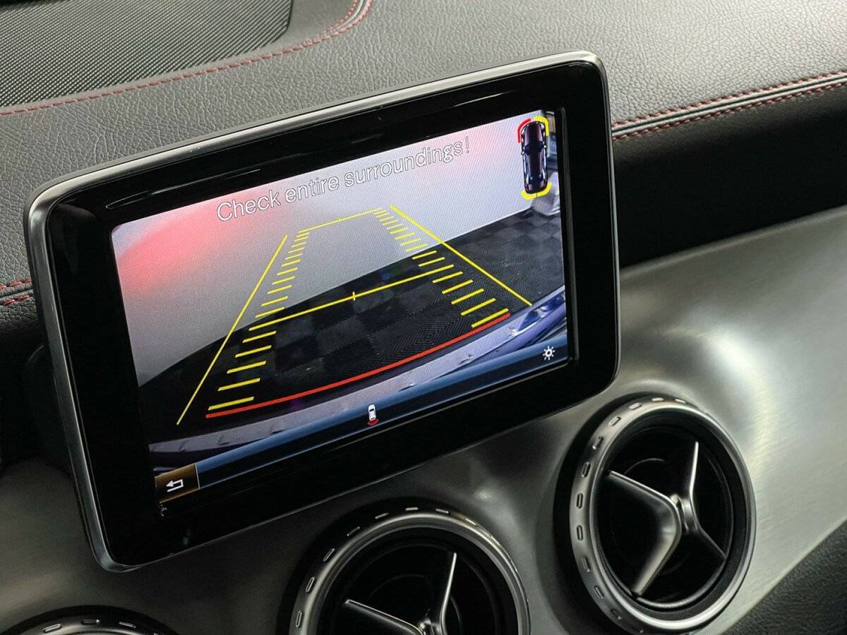 Mercedes-Benz GLA AMG с пробегом — 2014 год. Фото: #15