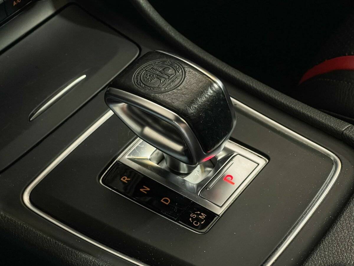 Mercedes-Benz GLA AMG с пробегом — 2014 год. Фото: #16