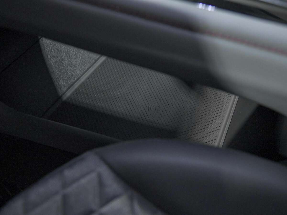 Volkswagen Teramont с пробегом — 2023 год. Фото: #12