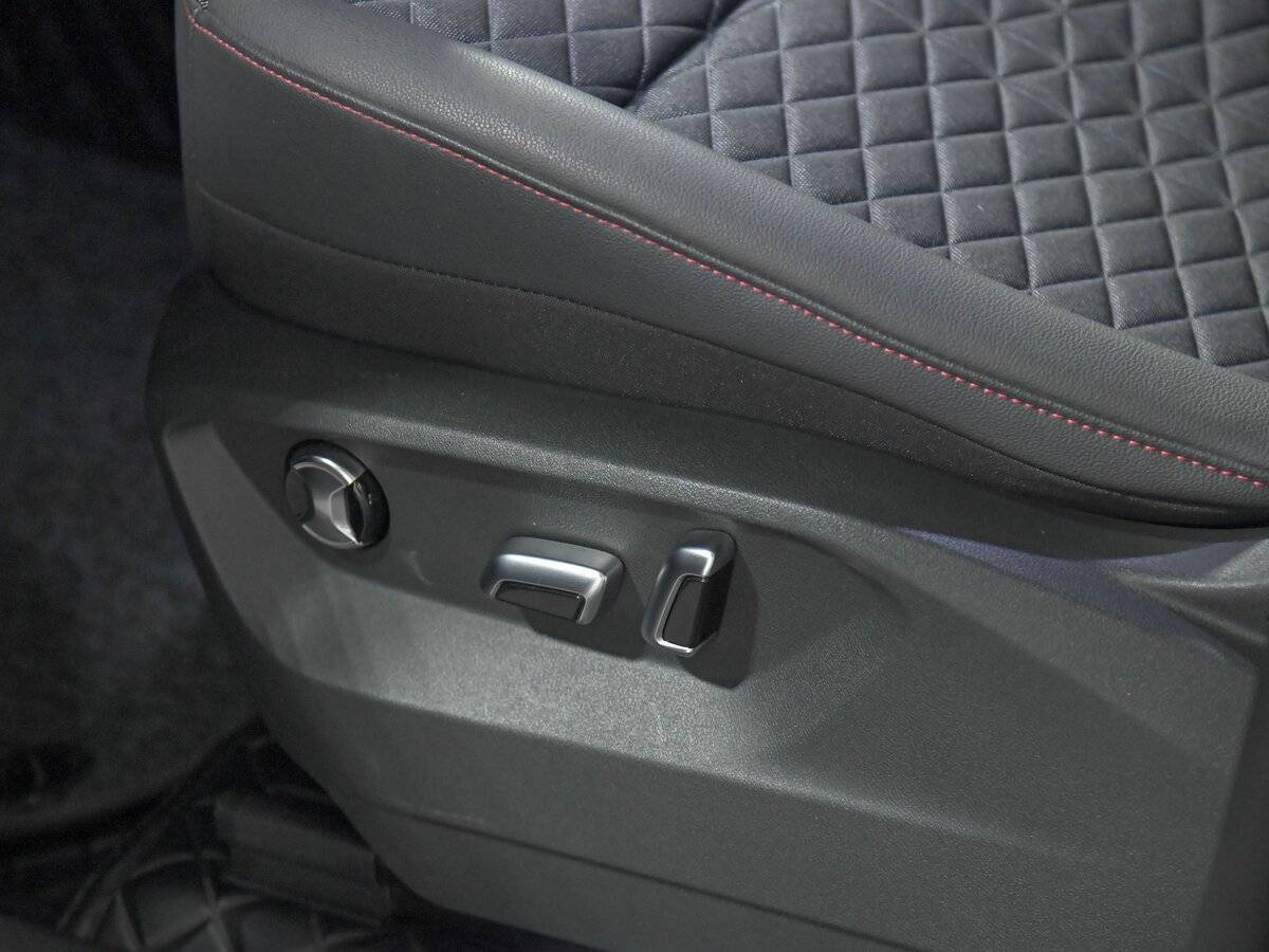 Volkswagen Teramont с пробегом — 2023 год. Фото: #15