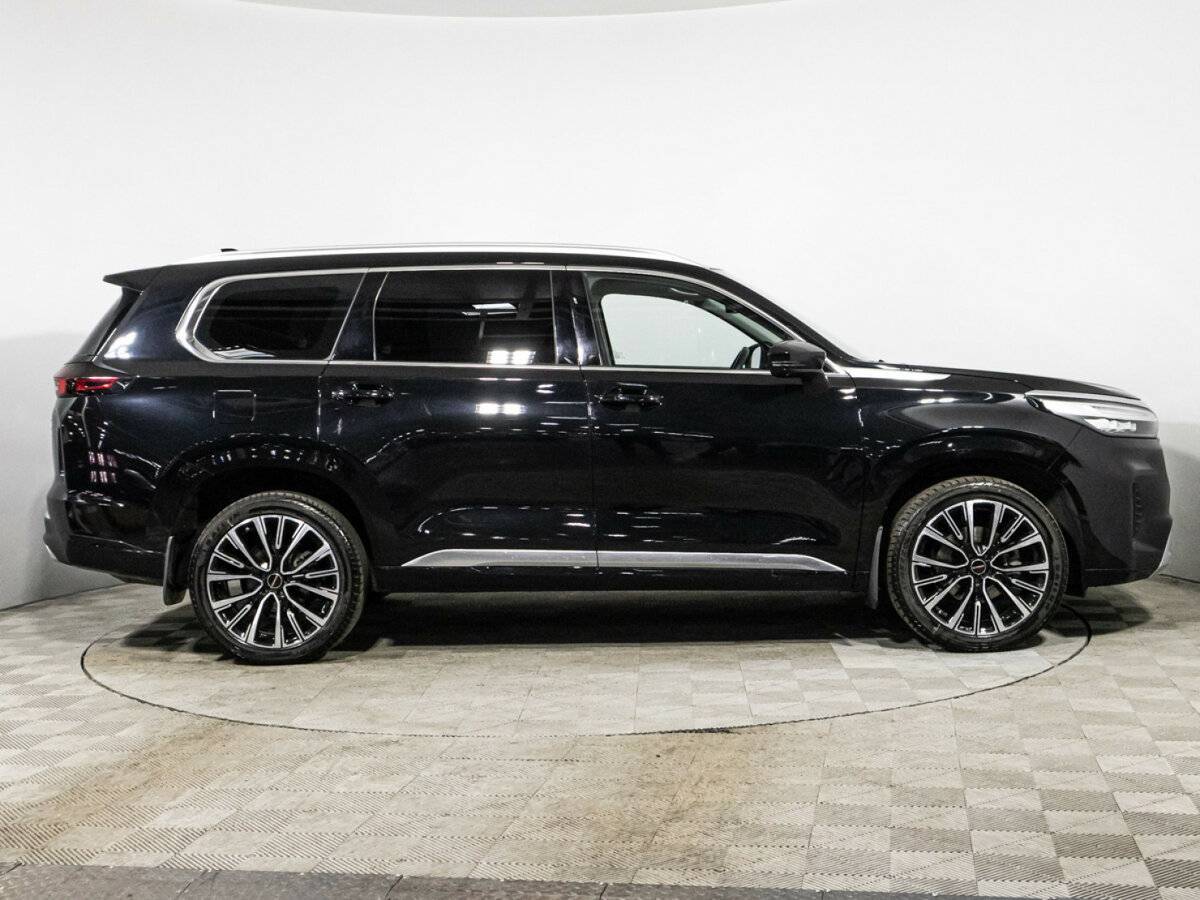 EXEED VX с пробегом — 2023 год. Фото: #3