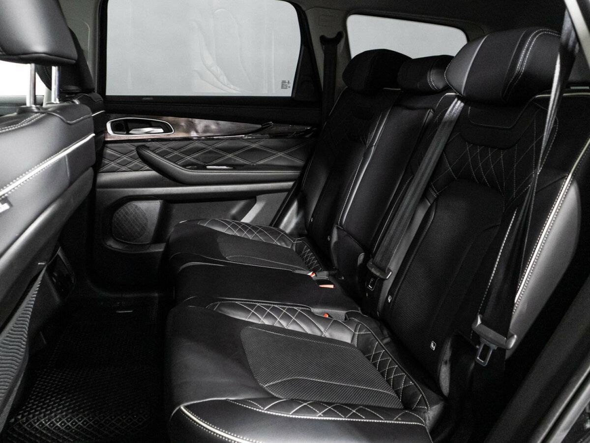 EXEED VX с пробегом — 2023 год. Фото: #9