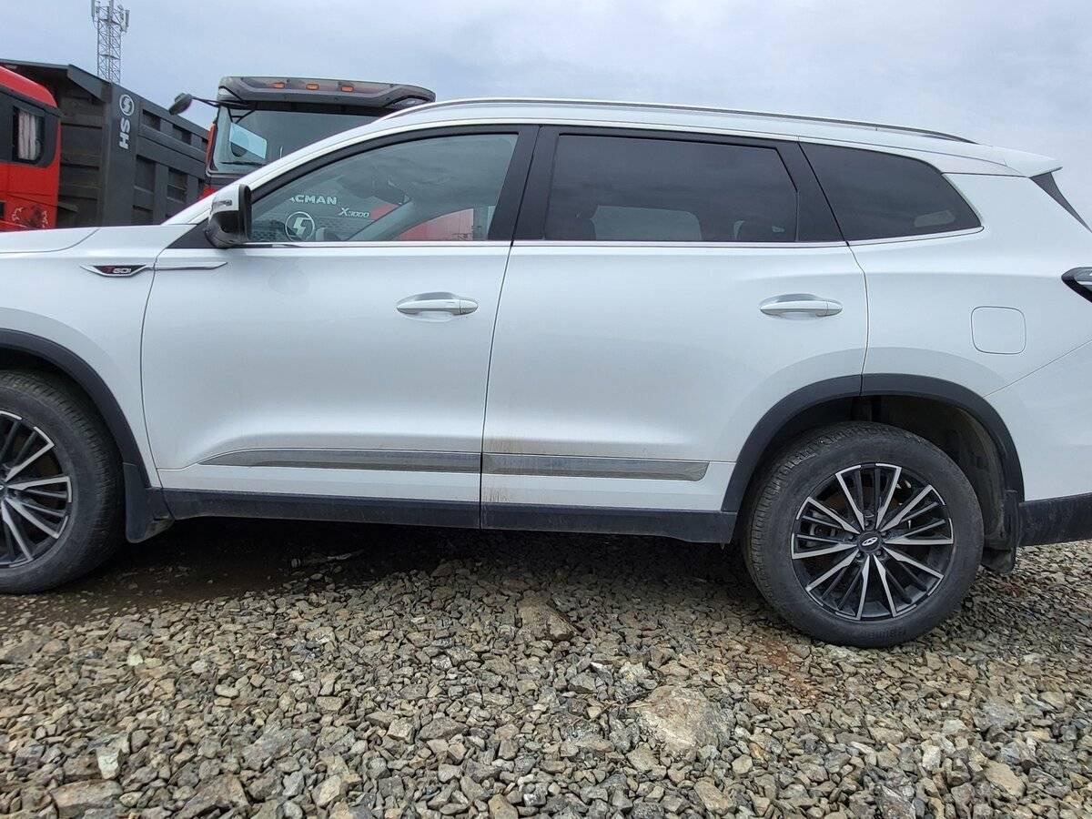 Chery Tiggo 8 Pro Max с пробегом — 2023 год. Фото: #3