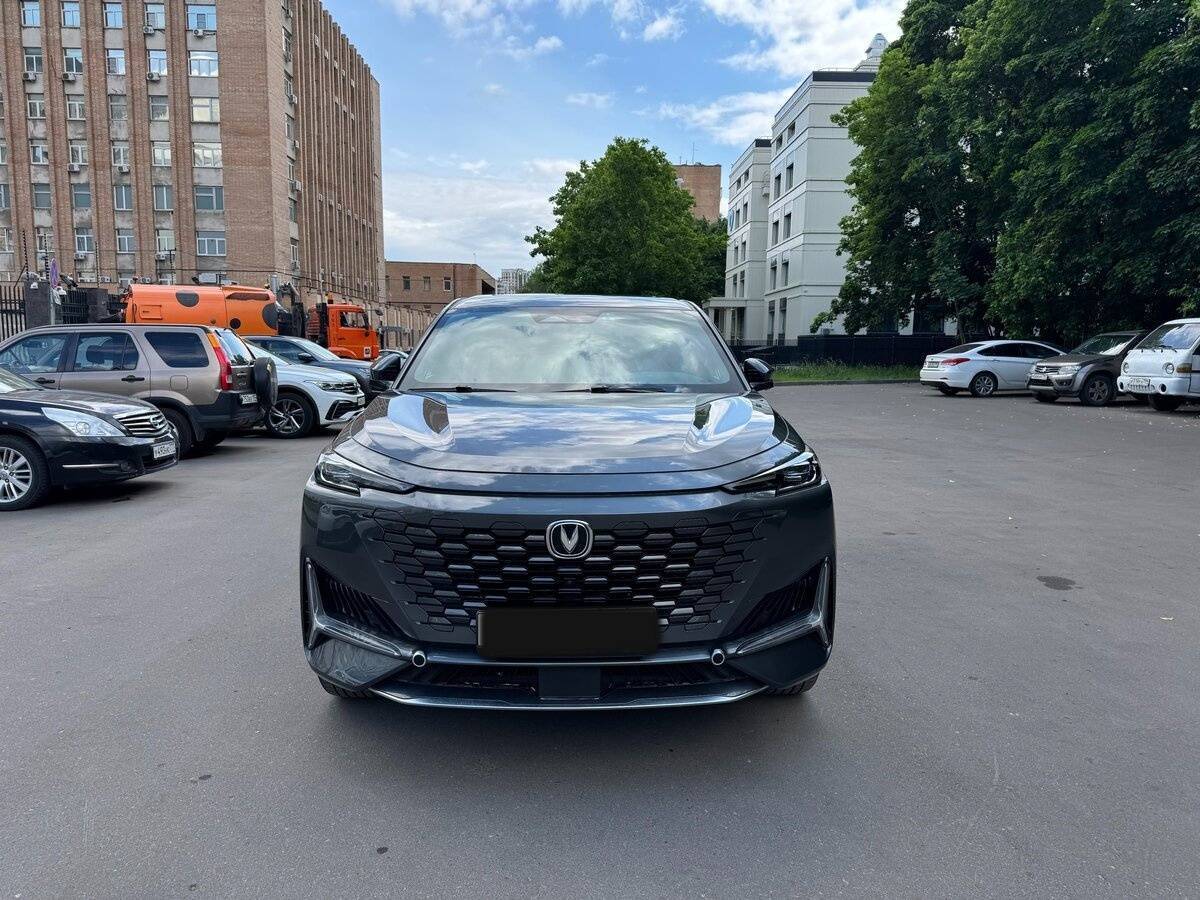 Changan UNI-K с пробегом — 2023 год. Фото: #1