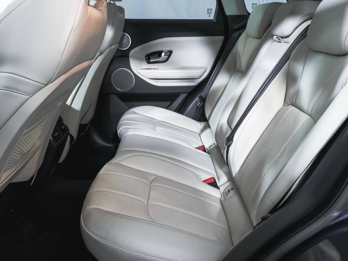 Land Rover Range Rover Evoque с пробегом — 2017 год. Фото: #6