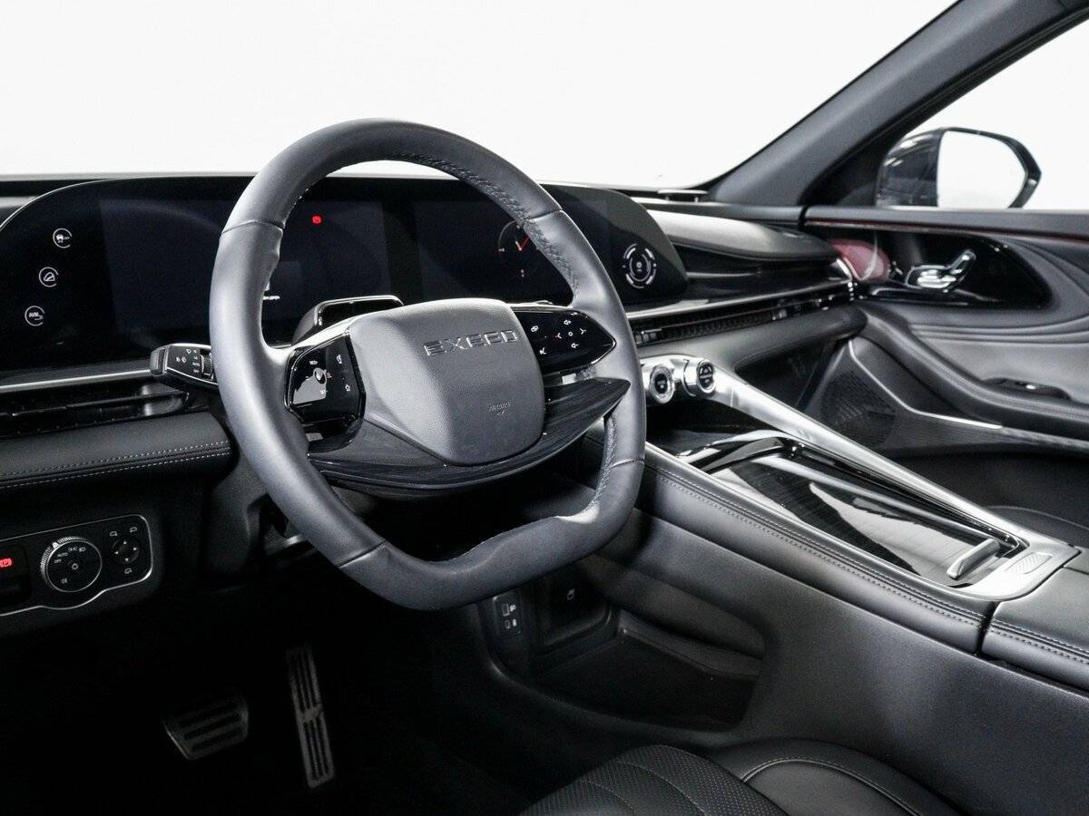 EXEED RX с пробегом — 2023 год. Фото: #13