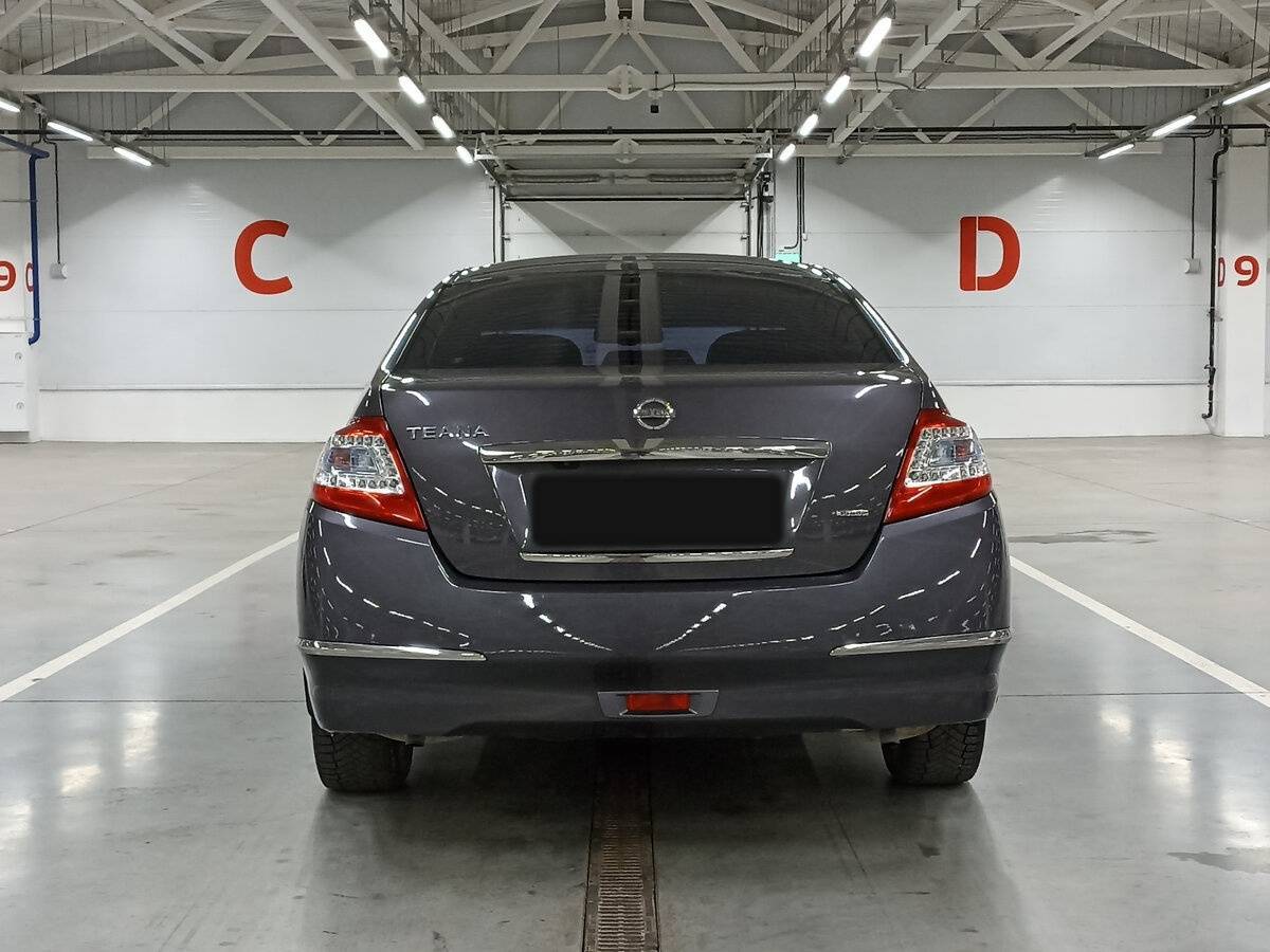 Nissan Teana с пробегом — 2012 год. Фото: #5