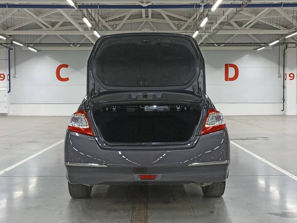 Nissan Teana с пробегом — 2012 год. Фото: #9