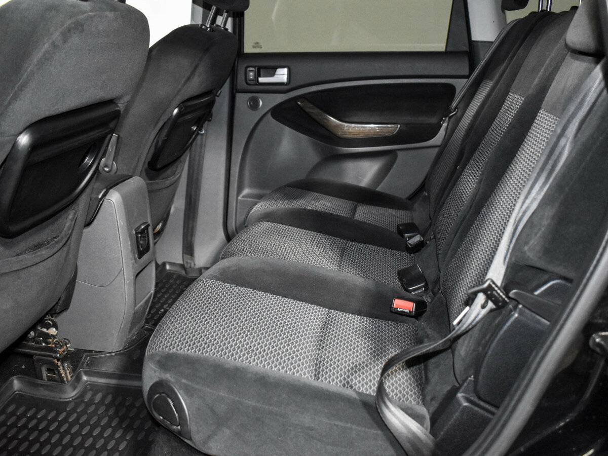 Ford C-MAX с пробегом — 2008 год. Фото: #10