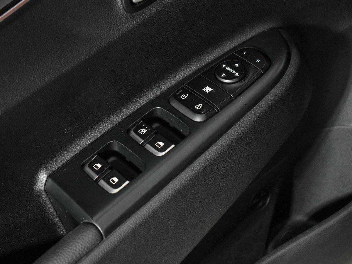 Kia Rio с пробегом — 2018 год. Фото: #9