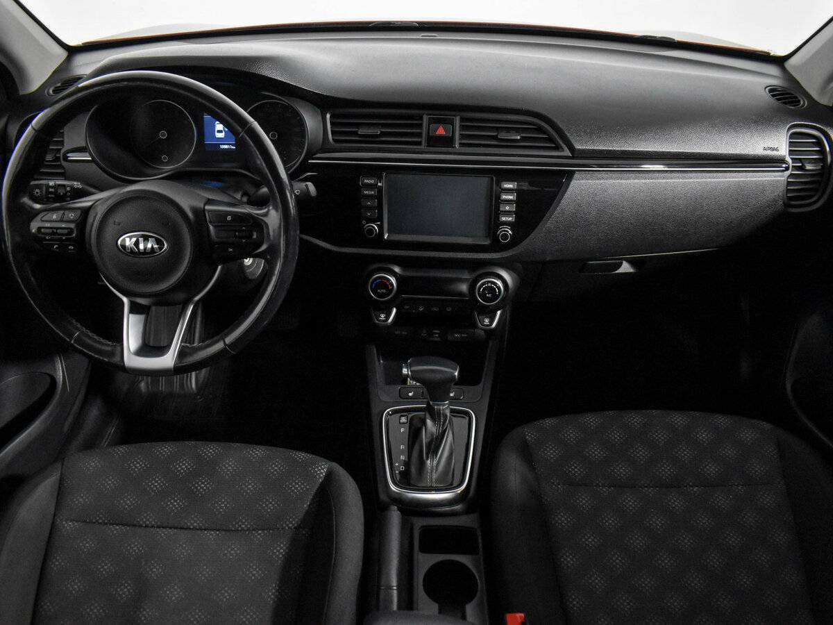 Kia Rio с пробегом — 2018 год. Фото: #15