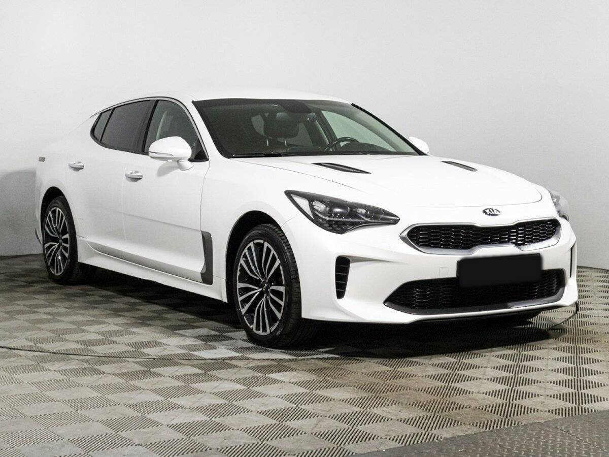 Kia Stinger с пробегом — 2019 год. Фото: #2