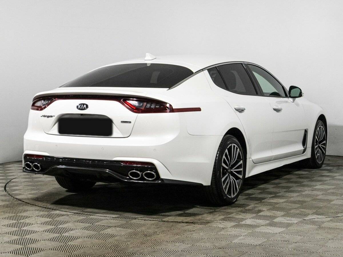Kia Stinger с пробегом — 2019 год. Фото: #4
