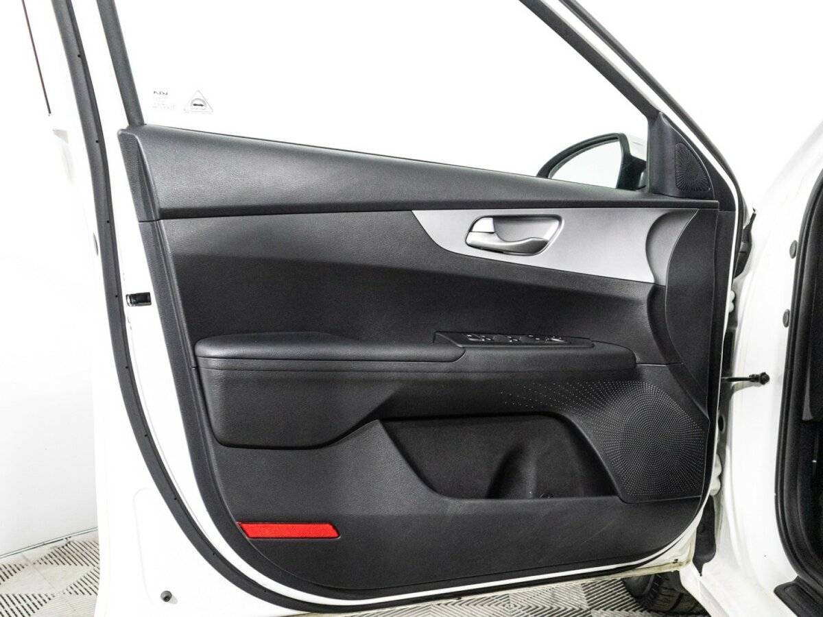 Kia Cerato с пробегом — 2021 год. Фото: #24
