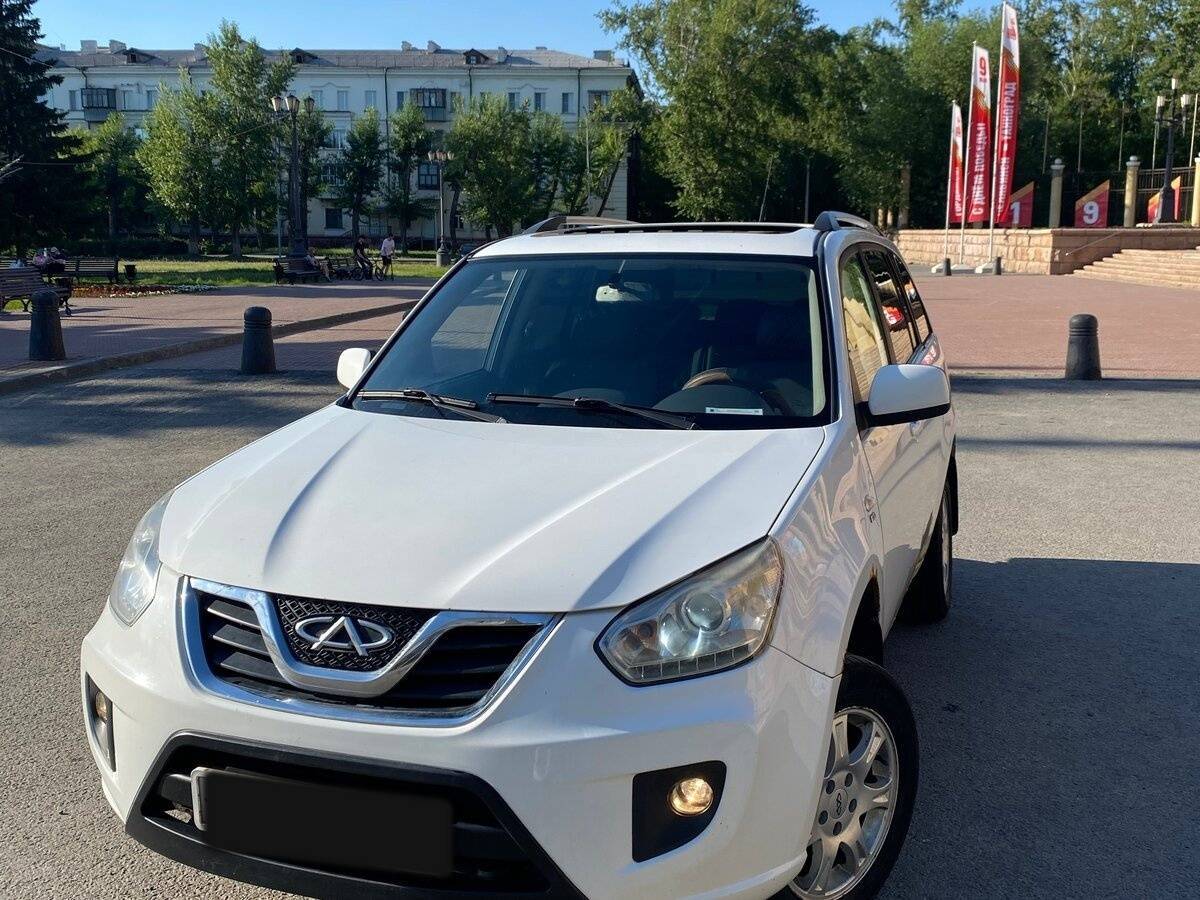 Chery Tiggo (T11) с пробегом — 2013 год. Фото: #1