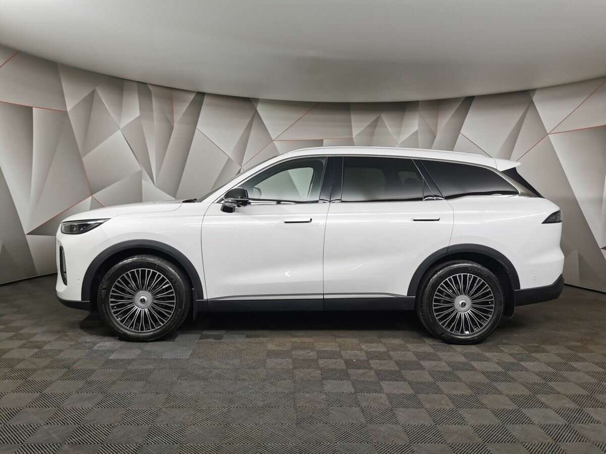 Chery Tiggo 9 с пробегом — 2024 год. Фото: #4